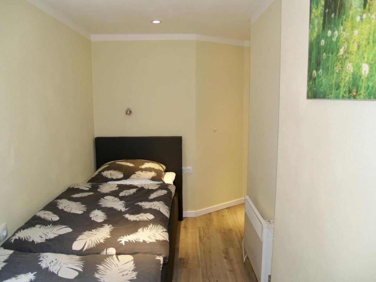 Apartment With Private Terrace Friedrichshohe  ภายนอก รูปภาพ